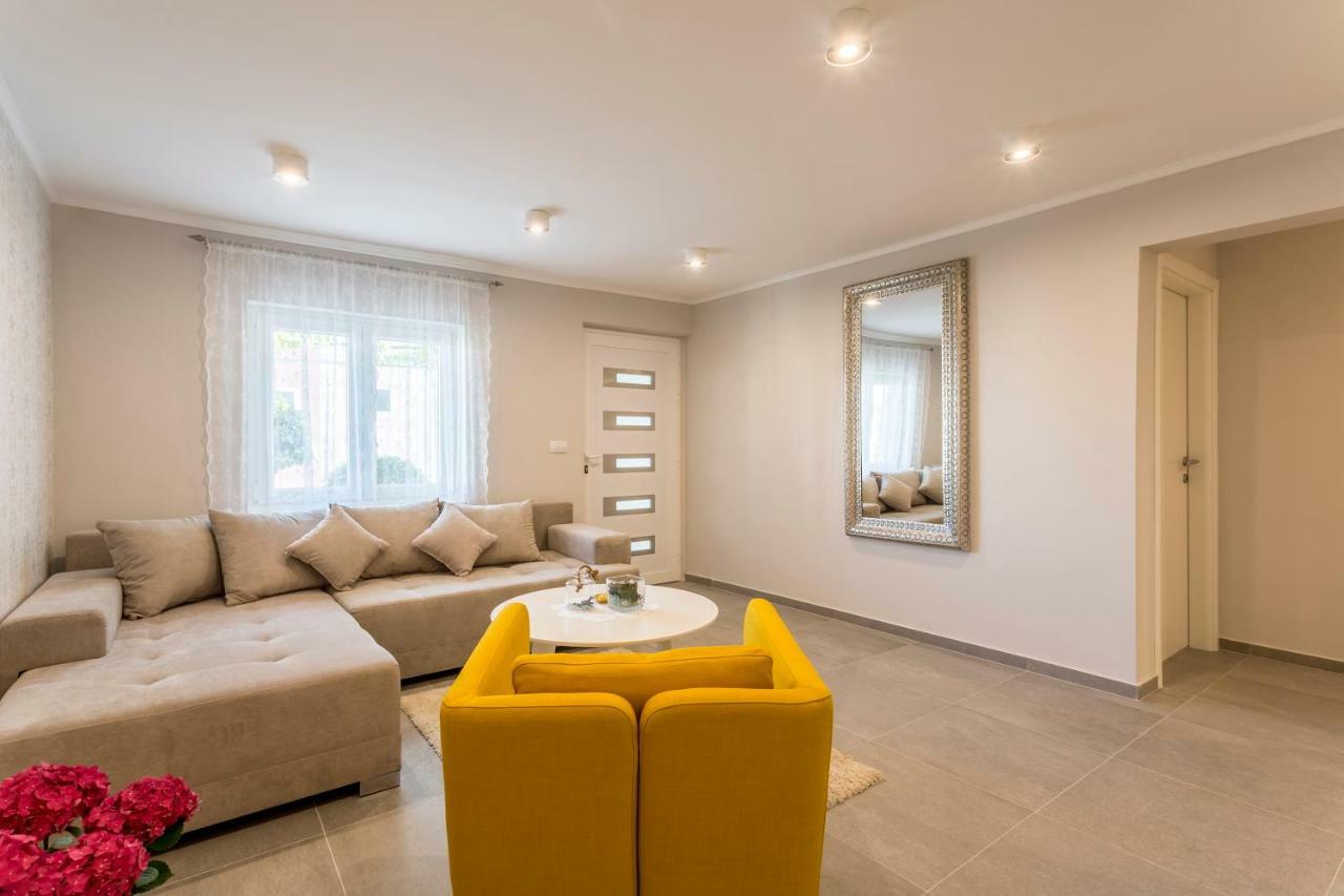 Luxury Apartment Beyond Stobrec Ngoại thất bức ảnh